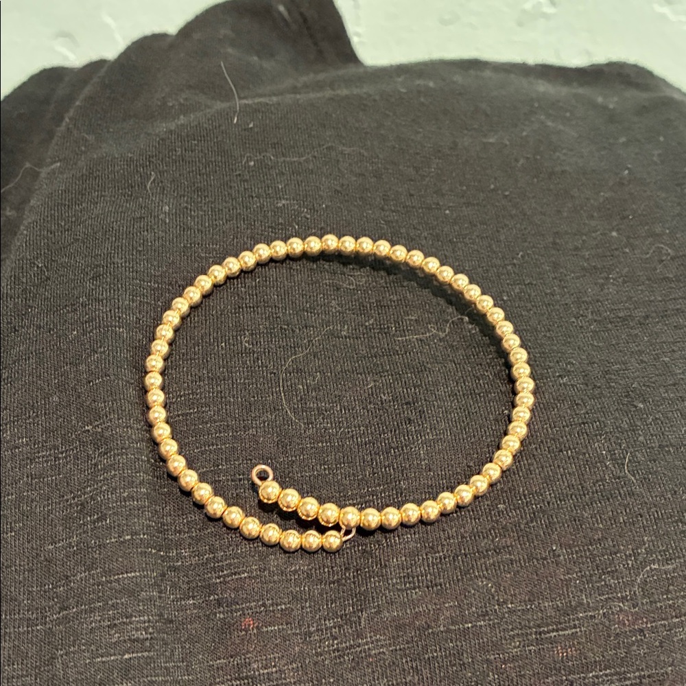 Elegant Golden Beaded Bracelet